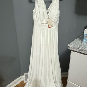 Elegant White Maxi Dress